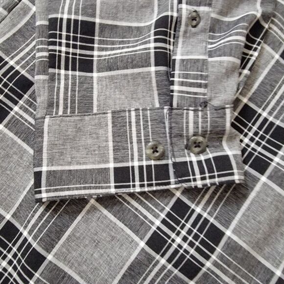 Magellan Outdoors Men's 3XL Long Sleeve Classic Fit Shirt in Black Plaid - Picture 10 of 12